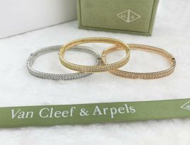 Picture of Van Cleef Arpels Bracelet _SKUVanCleef&Arpelsbracelet091211316238